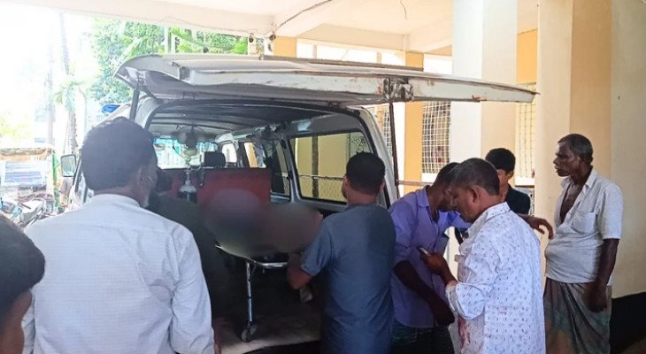 চট্টগ্রামে একমাত্র ছেলের ছুরিকাঘাতে প্রাণ গেল মা-বাবার